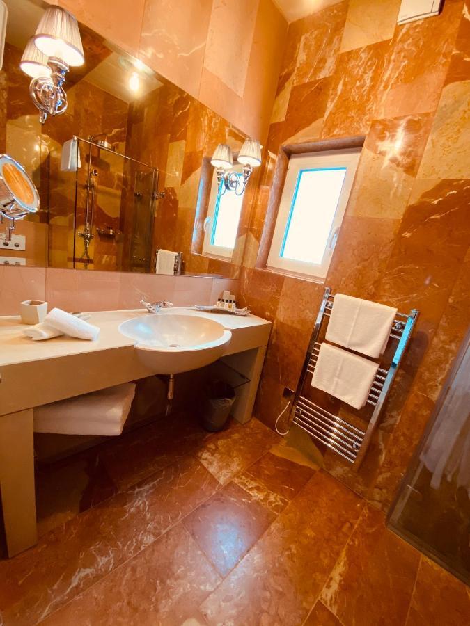 Lulu Boutique Hotel Żebbuġ Екстериор снимка